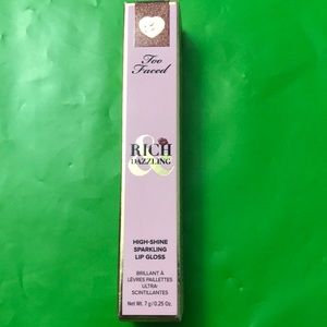 NEW Too Faced  HIDDEN TALENTS high shine sparkling lip gloss 💋 BNIB
